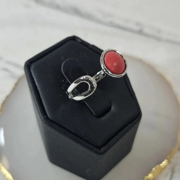 Red Dot Adjustable Fashion Ring A43 - Picture 11 of 12